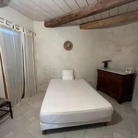 度假居 Charmante Maison De Village Avec Terrasse